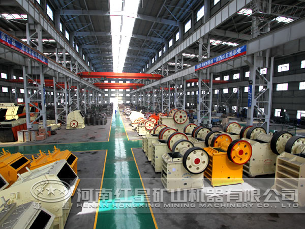 顎式破碎機生產(chǎn)車間 顎式破碎機生產(chǎn)車間