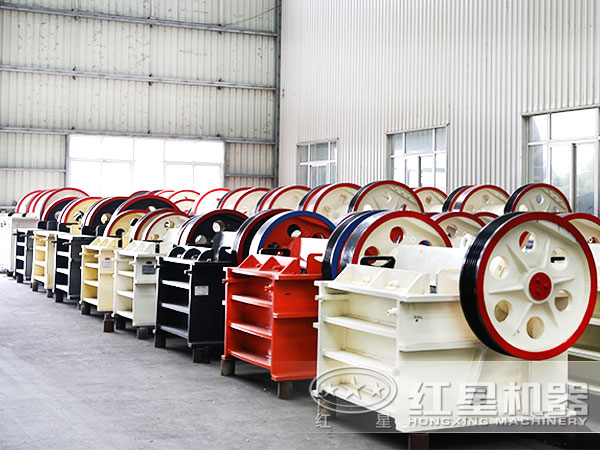 顎式破石機(jī)產(chǎn)量400t/h 顎式破石機(jī)產(chǎn)量400t/h