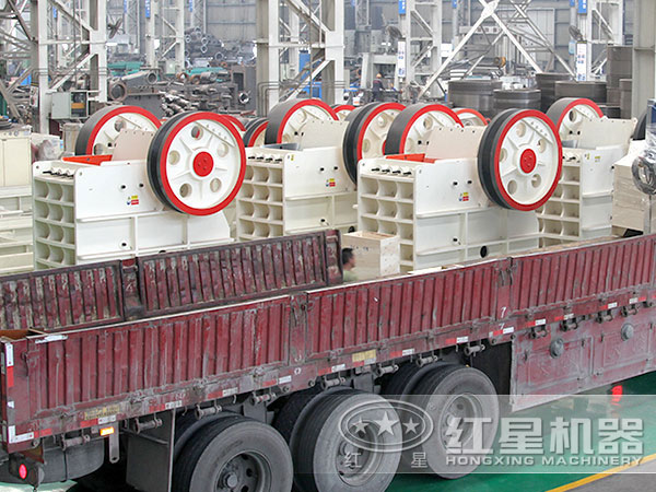 2000tph鄂式破碎機發貨現場 2000tph鄂式破碎機發貨現場