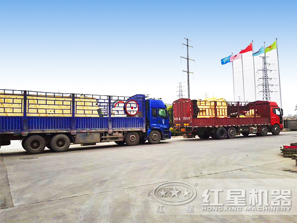 40t/h新型環保制砂生產線發貨現場 40t/h新型環保制砂生產線發貨現場