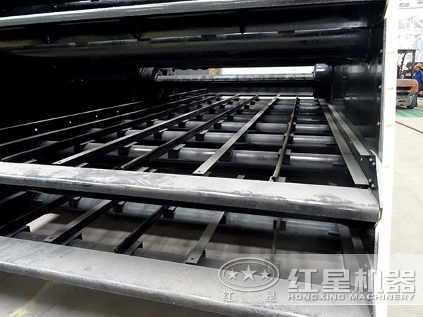 圓振動篩內部 圓振動篩內部