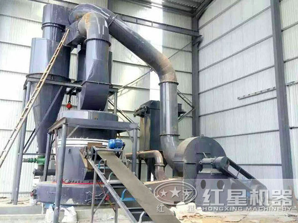 磨粉生產(chǎn)線現(xiàn)場 磨粉生產(chǎn)線現(xiàn)場