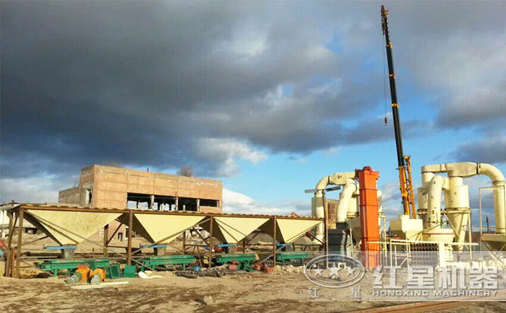 磨粉機(jī)客戶現(xiàn)場(chǎng) 磨粉機(jī)客戶現(xiàn)場(chǎng)