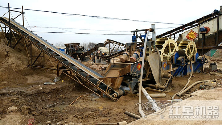 制砂、洗沙回收現(xiàn)場 制砂、洗沙回收現(xiàn)場