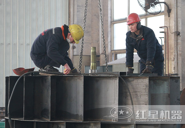 洗砂機生產(chǎn)車間 洗砂機生產(chǎn)車間