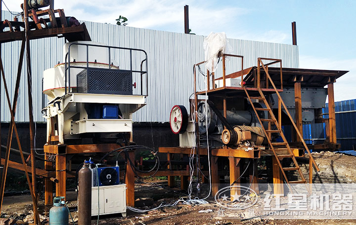 鵝卵石制砂現場 鵝卵石制砂現場