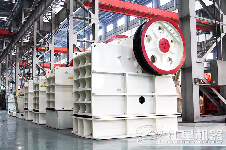 德版顎式破碎機設備廠區(qū)實拍圖 德版顎式破碎機設備廠區(qū)實拍圖