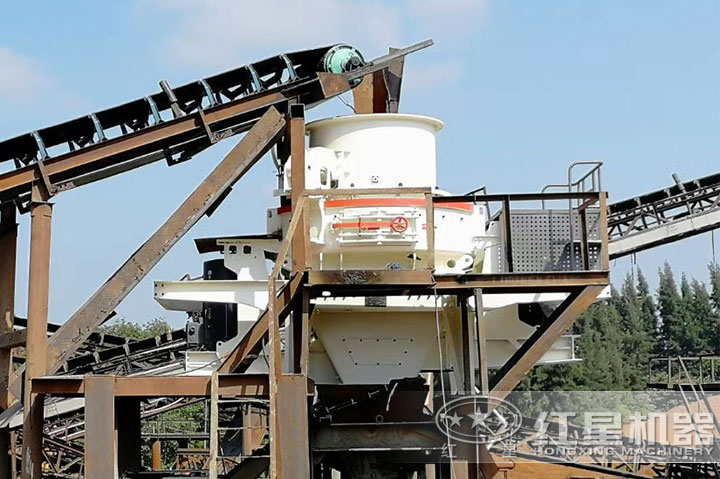 制砂機現(xiàn)場 制砂機現(xiàn)場